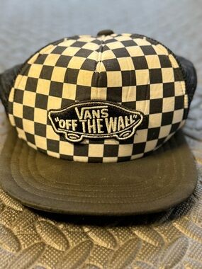 Vans Black & White Checkerboard Trucker Hat with Logo Patch Unisex